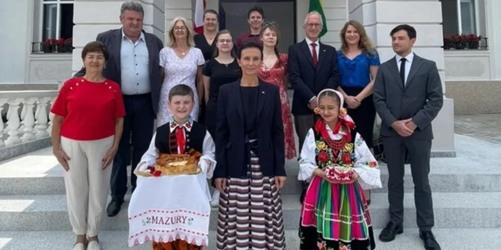 Representantes da Polônia estiveram em Mallet, nos Campos Gerais