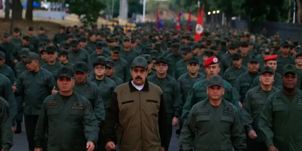 Maduro acionou diversas tropas para uma ecércicio.
