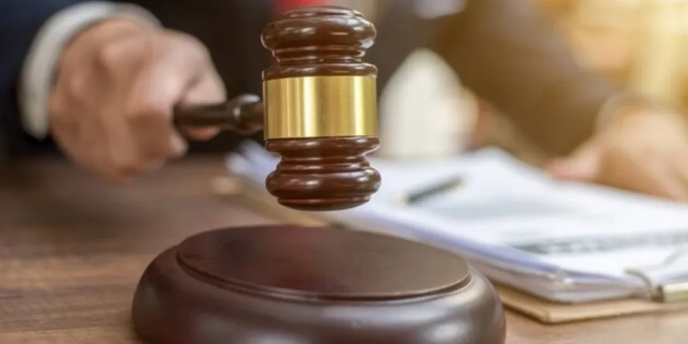 O condenado já estava preso preventivamente e não poderá recorrer da sentença em liberdade