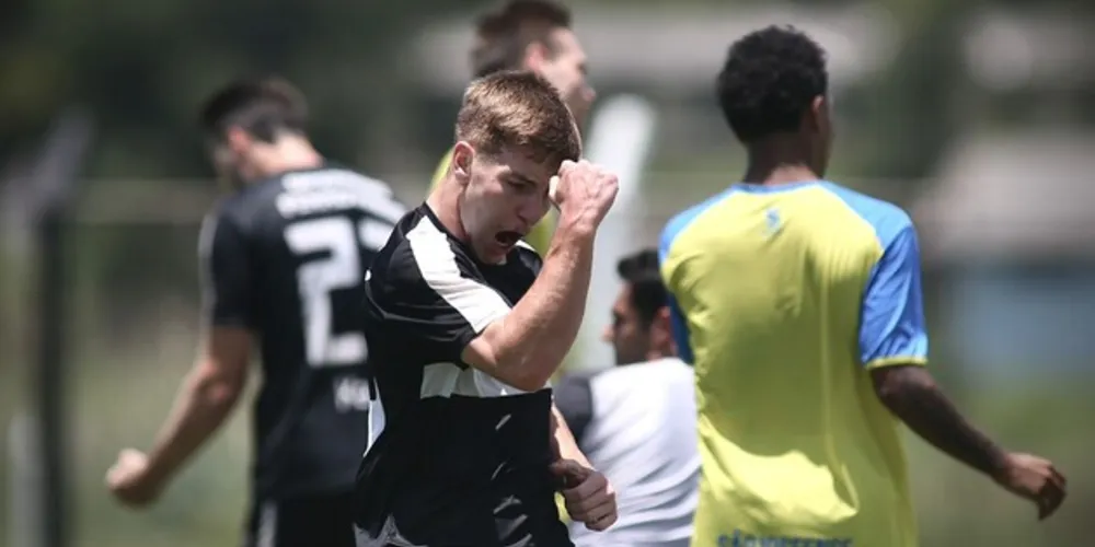 Dudu Mosconi marcou o gol da vitória do Fantasma