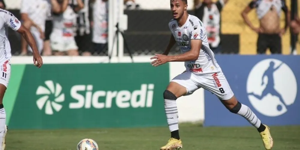Vinícius Diniz é um dos destaques do Operário no estadual
