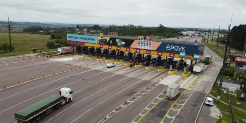 Cerimônia marca o início das operações do pedágio no PR