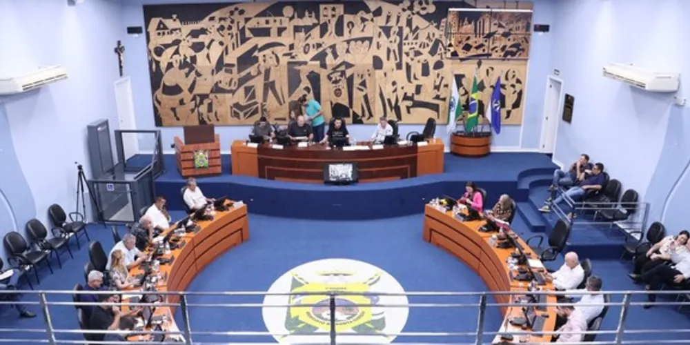 Audiência tem início previsto para às 18h30