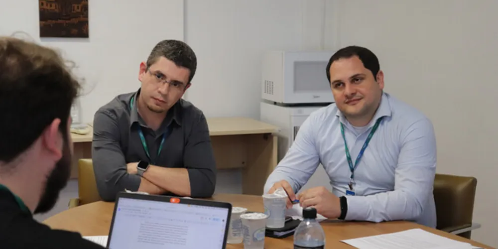 Ouvintes têm acesso a entrevistas exclusivas com servidores e gestores