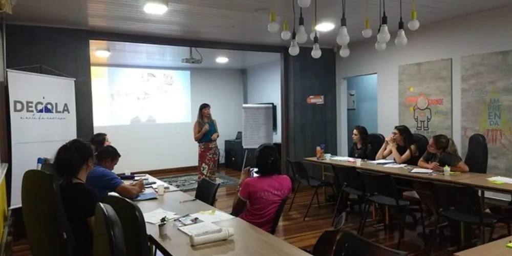 O programa consiste em três encontros presenciais, nos quais serão abordados temas relacionados à inovação como diferencial competitivo