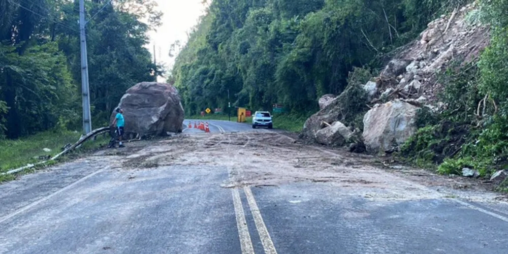 Rochas de grande porte serão retiradas na sequência