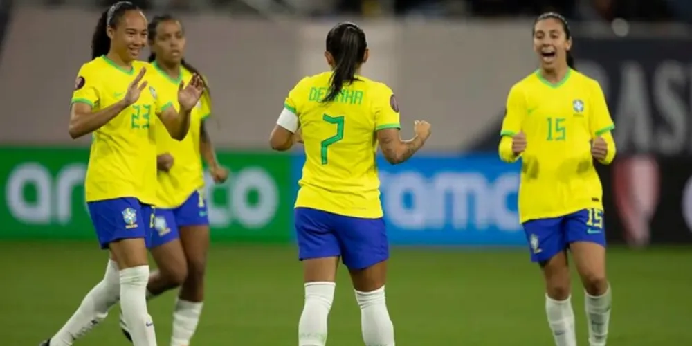 A atacante Geyse marcou duas vezes e os demais gols foram de Bia Menezes (lateral-esquerda), Rafaelle (zagueira) e Debinha (meio-campista)