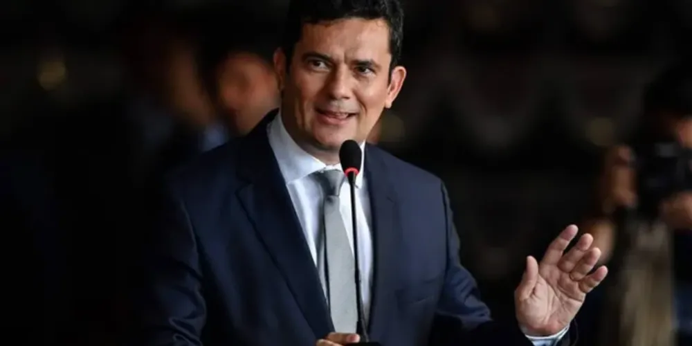 O processo tramita no TRE (Tribunal Regional Eleitoral) do Paraná