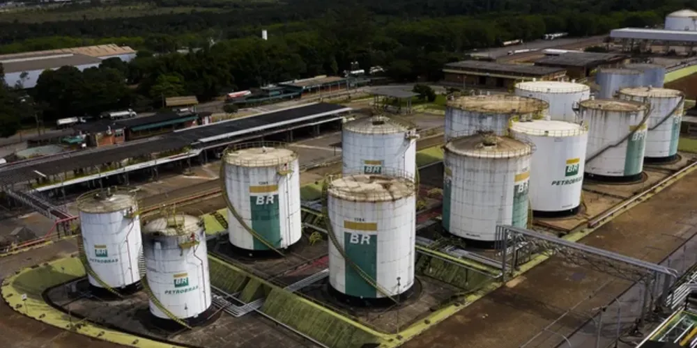 Imposto do PIS/Cofins sobre o diesel volta a ser cobrado