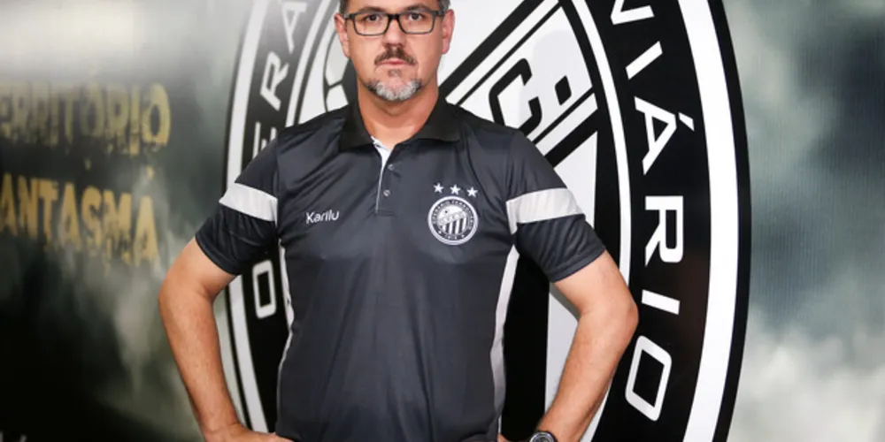 Jorge tem 40 anos e recentemente atuava  atuava como auxiliar-técnico do Independente São Joseense.