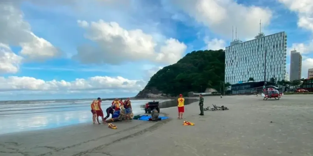 Os meninos tinham idades entre 19 e 22 anos