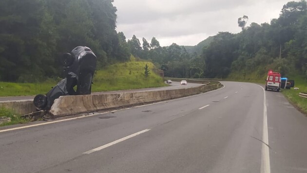 Ainda não se sabe quais foram as causas do acidente.