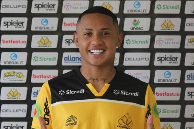 Guilherme Azevedo, tem 22 e soma passagens por clubes como o Criciúma, Coritiba e Grêmio.