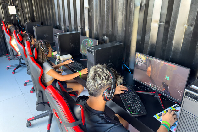 Em ação inédita, Governo do Estado monta Arena Gamer aberta ao público no Litoral