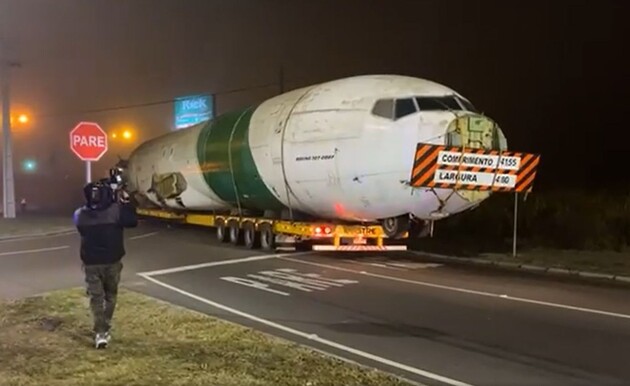 O transporte do Boeing mobilizou uma operação especial.