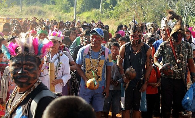 Estimativa é que cerca de dois mil indígenas habitam a região de Guaíra e Terra Roxa