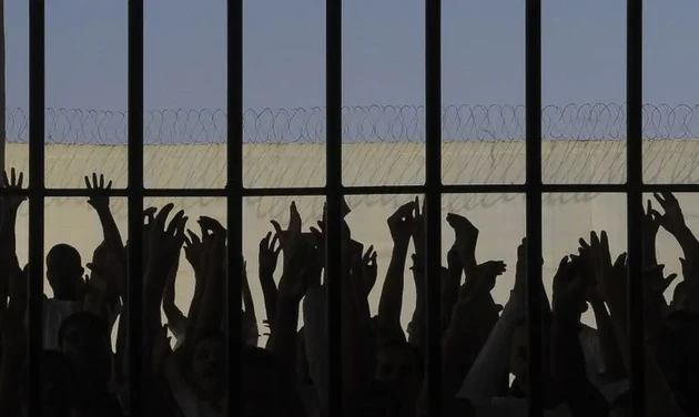 Projeto de lei busca extinguir a saída temporária em vista dos recorrentes casos de presos detidos que cometem infrações