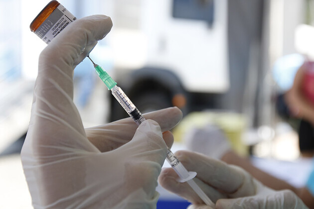 Brasil é o primeiro país do mundo a oferecer o imunizante no sistema público universal