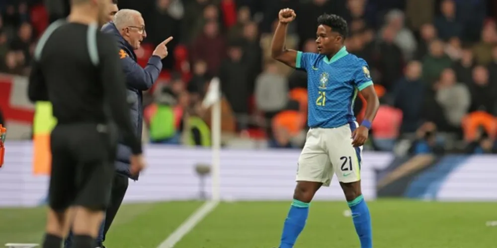 Ele entrou no 2º tempo da partida