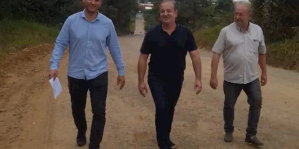 A autorização para a licitação das obras foi entregue pelo deputado estadual Moacyr Fadel (PSD)