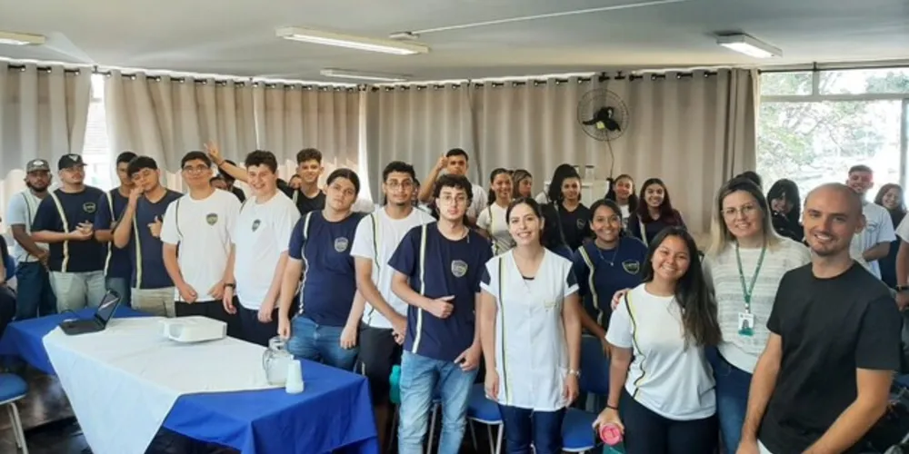 O programa encaminhará jovens para vagas de qualificação, capacitação profissional e outras políticas de emprego