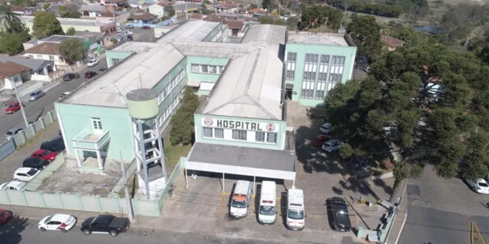 O artigo 4° do decreto ressalta a importância de cumprir as determinações legais e normas internas do hospital