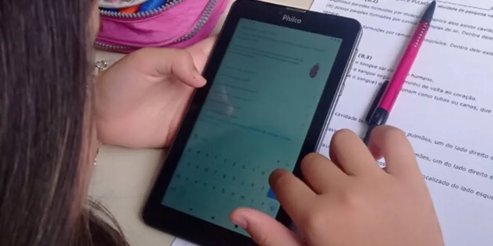 Recursos tecnológicos vêm ganhando mais espaços nas salas de aula