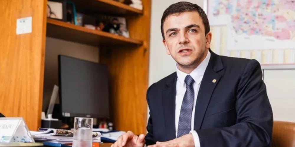 Aliel Machado recebe título de Cidadão Benemértio de Ponta Grossa