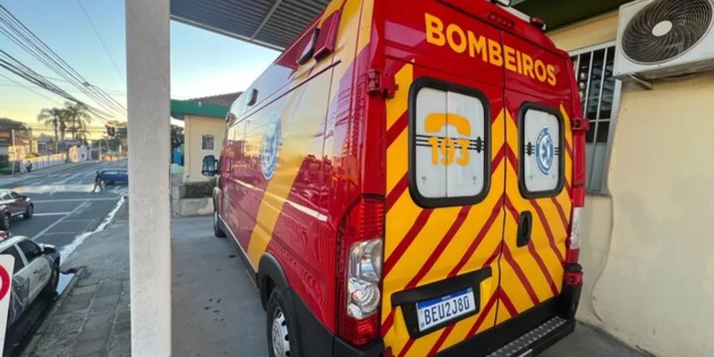 Equipe do Corpo de Bombeiros foi acionada para realizar os atendimentos necessários