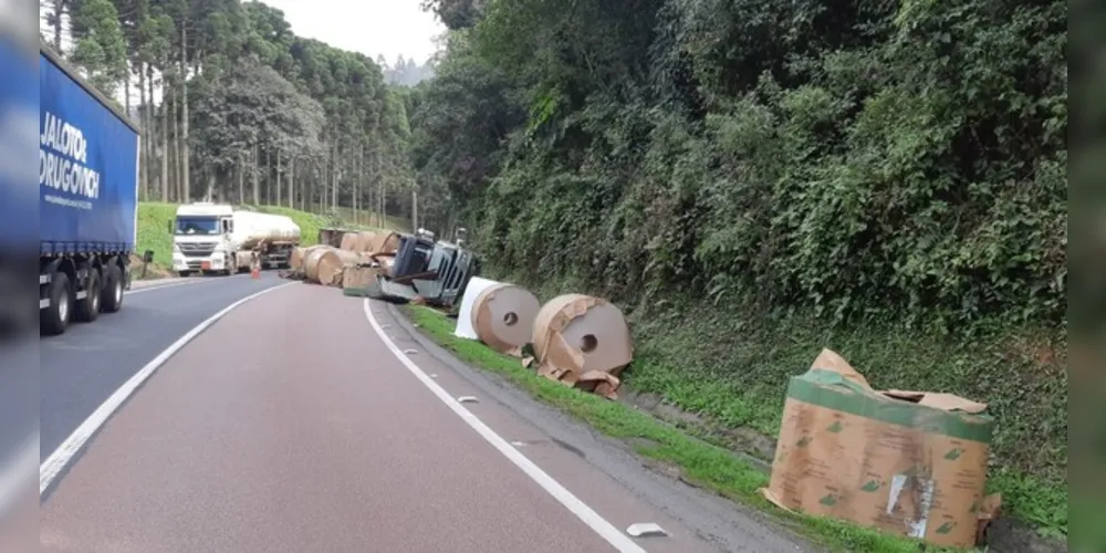 Acidente na BR-277 causa interdição parcial da pista nesta quarta-feira (24)