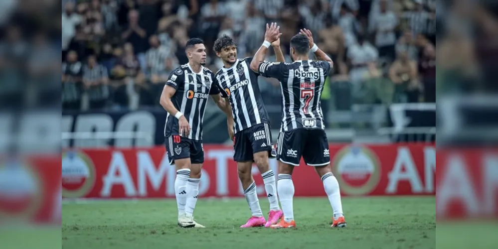 Trio Paulinho, Gustavo Scarpa e Hulk vai em busca da vitória diante do Cuiabá, na Arena Pantanal