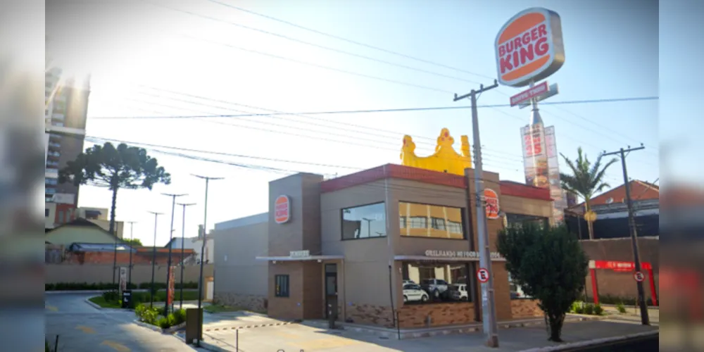 Promoção é válida somente no drive-thru, sendo limitado a um lanche por CPF