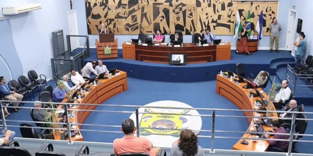 Atualmente a Câmara de Ponta Grossa conta com 19 vereadores