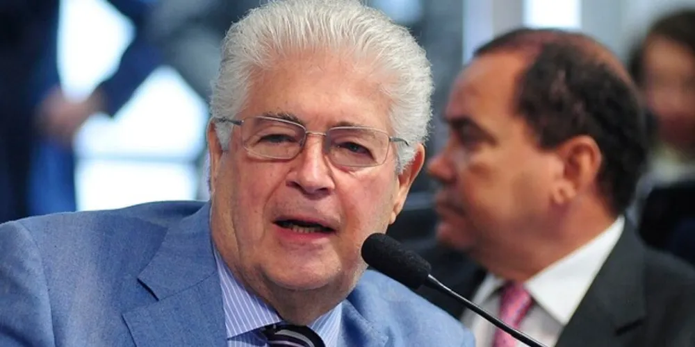 Requião criticou as últimas ações do presidente Lula (PT)