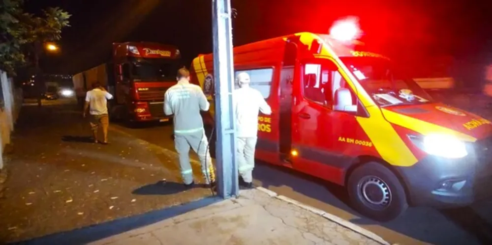 Equipe do Corpo de Bombeiros foi acionada para a ocorrência