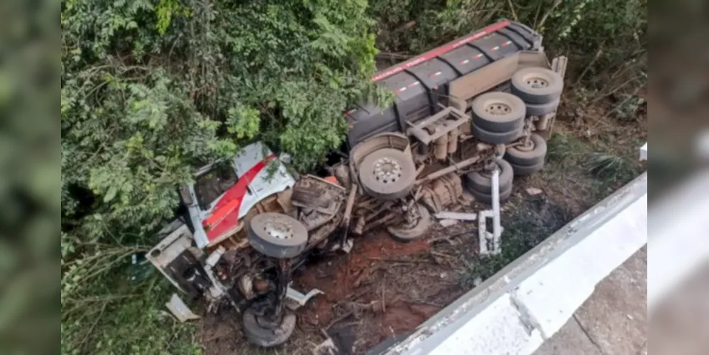 Grave acidente aconteceu na PR-082, entre Cianorte e Terra Boa