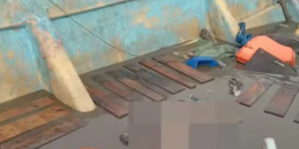 Vários corpos foram encontrados na embarcação