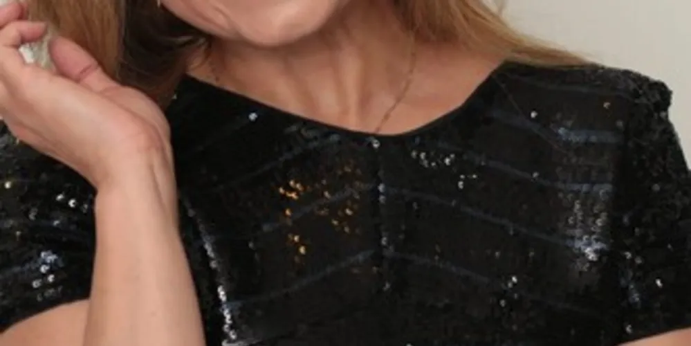 Carol Oliveira, professora, poeta e escritora de Carambeí, brilhou em diversas premiações literárias.