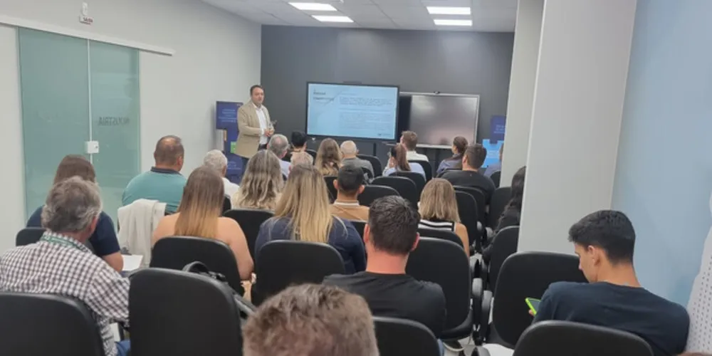 Evento teve a presença de representantes do BRDE, Fomento Paraná e Invest Paraná