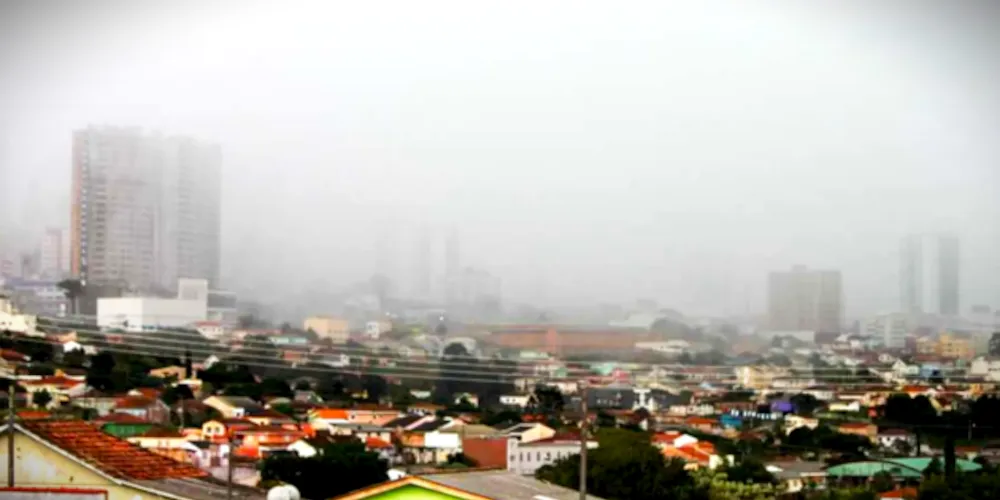 Nesta madrugada de sábado (4), chuva fraca pode ser registrada