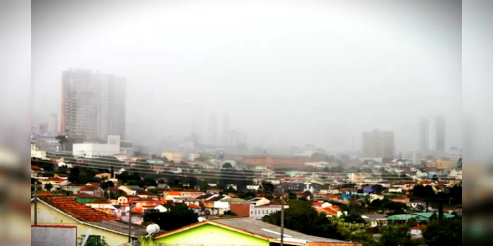 Nesta madrugada de sábado (4), chuva fraca pode ser registrada