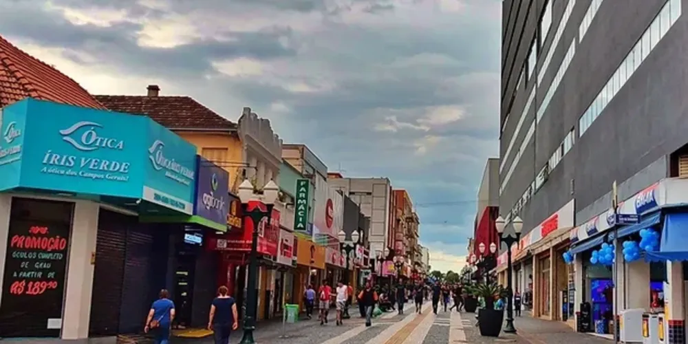 Comércio terá horário diferenciado no feriado de Páscoa