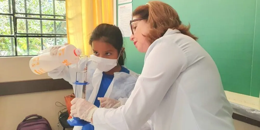 Em cada CMEI ou Escola, diversas atividades estão sendo realizadas pelos alunos