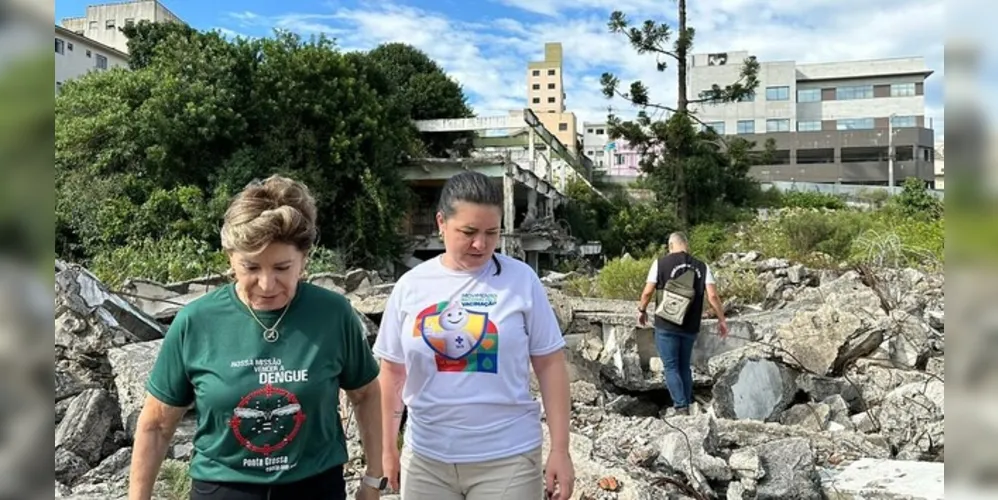 Prefeita Elizabeth e a presidente da FMS, Priscila Degraf