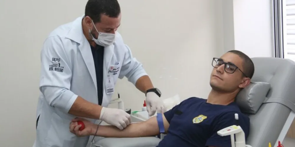A Prefeitura Municipal de Ponta Grossa, por meio da Secretaria Municipal de Cidadania e Segurança Pública, mobilizou cerca de 40 alunos da Guarda Municipal para realização de doação de sangue.