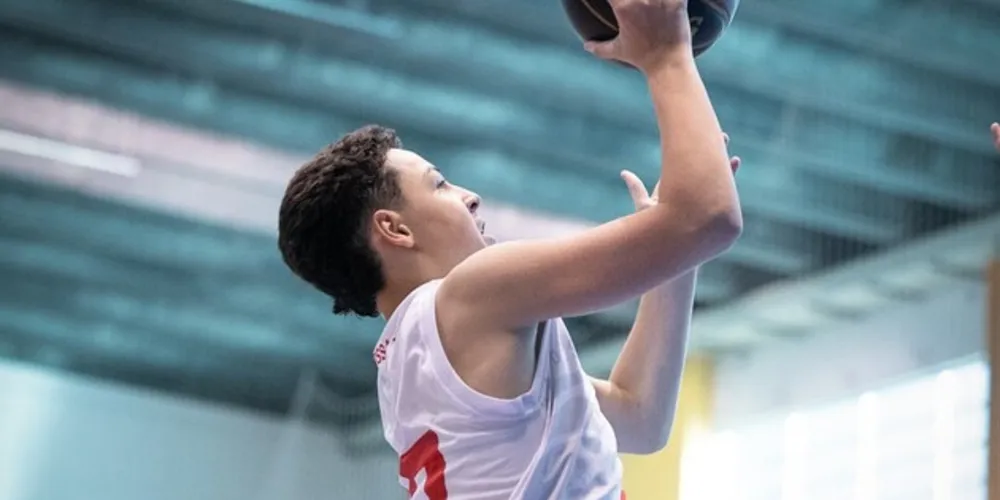 Jogo aconteceu em Curitiba