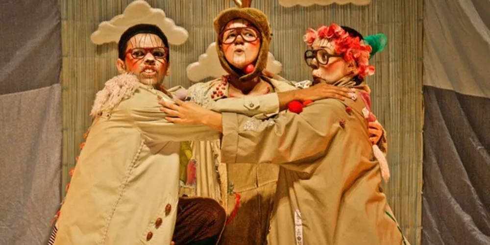 A alegria e a magia do teatro chegaram em abril à cidade de Jaguariaíva.