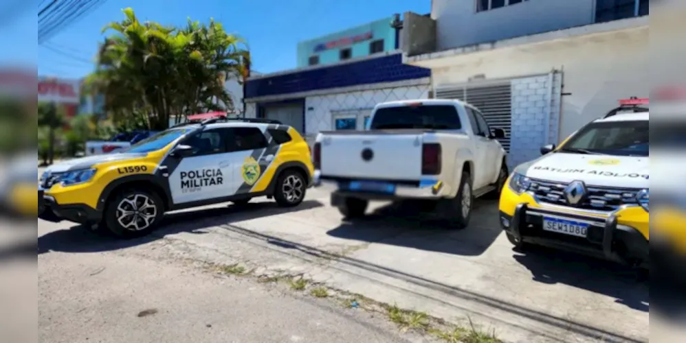 Agentes da Polícia Militar (PM) estiveram no local