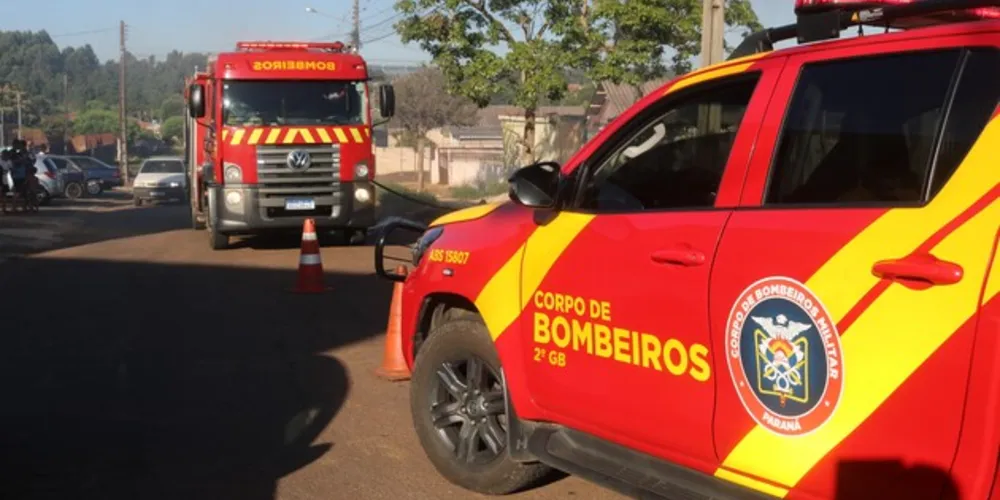 Fogo consome casa na região do Cará-Cará em Ponta Grossa
