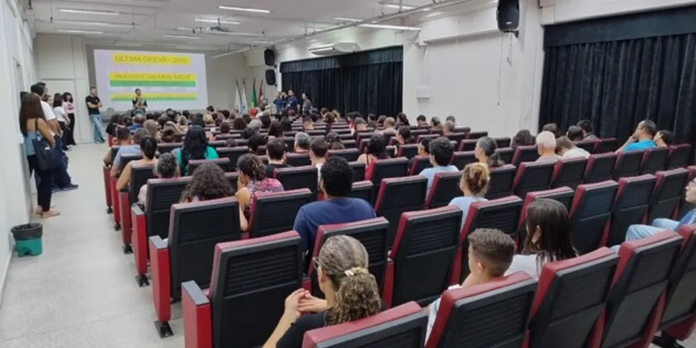 As reivindicações dos servidores do IFPR são específicas para suas carreiras